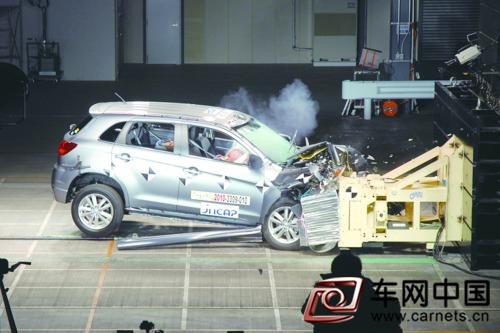 探访日本汽车碰撞试验机构:评测偏重对行人的
