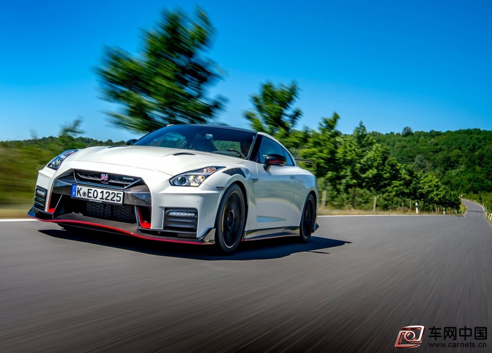 Nissan-GT-R_Nismo-2020-1600-06