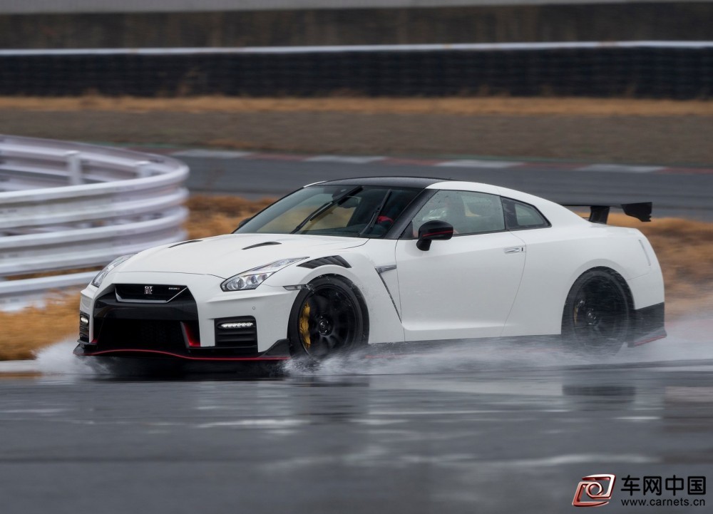 Nissan-GT-R_Nismo-2020-1600-0a