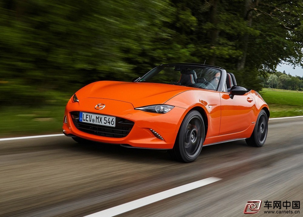 Mazda-MX-5_30th_Anniversary-2019-1600-15