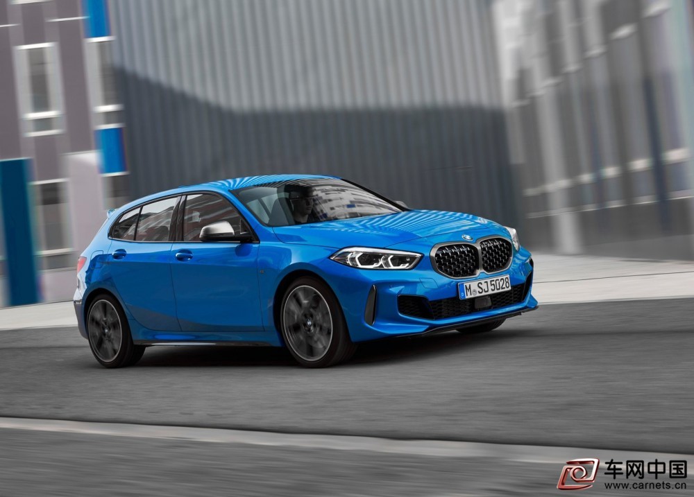 BMW-M135i-2020-1600-0e