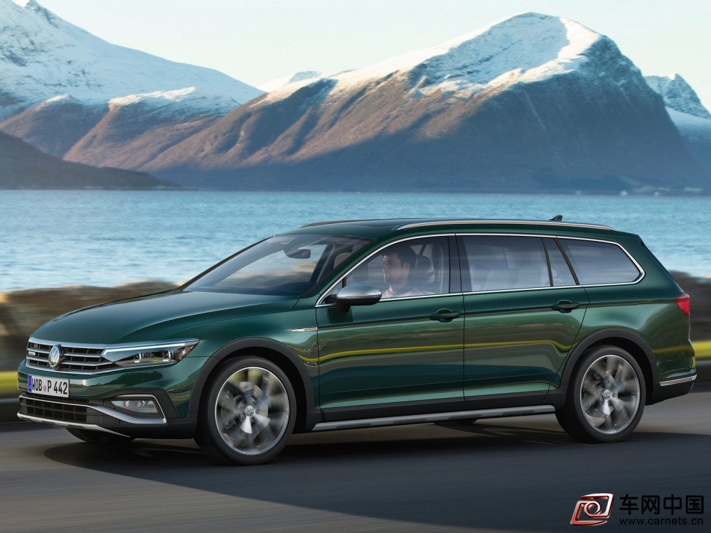 Volkswagen-Passat_Alltrack-2020-1600-0e