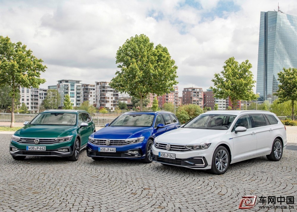 Volkswagen-Passat_Alltrack-2020-1600-4b