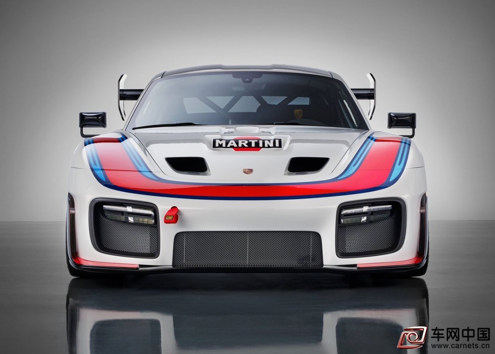 Porsche-935-2019-1600-39