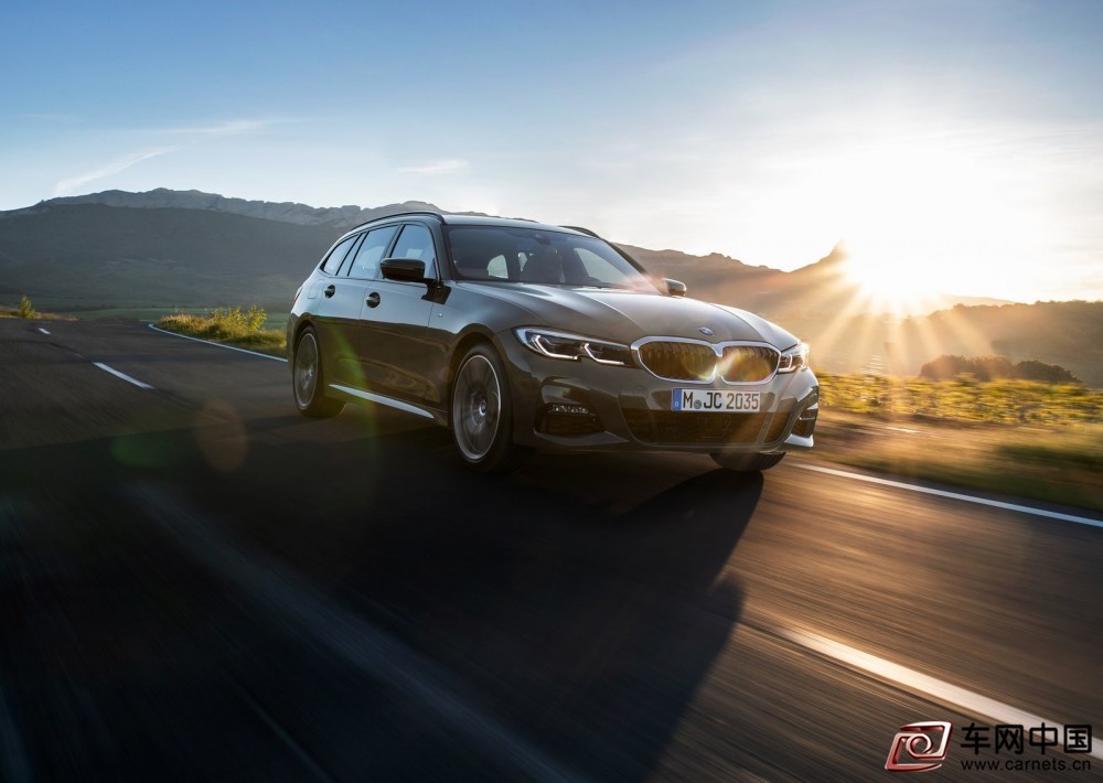 BMW-3-Series_Touring-2020-1600-23