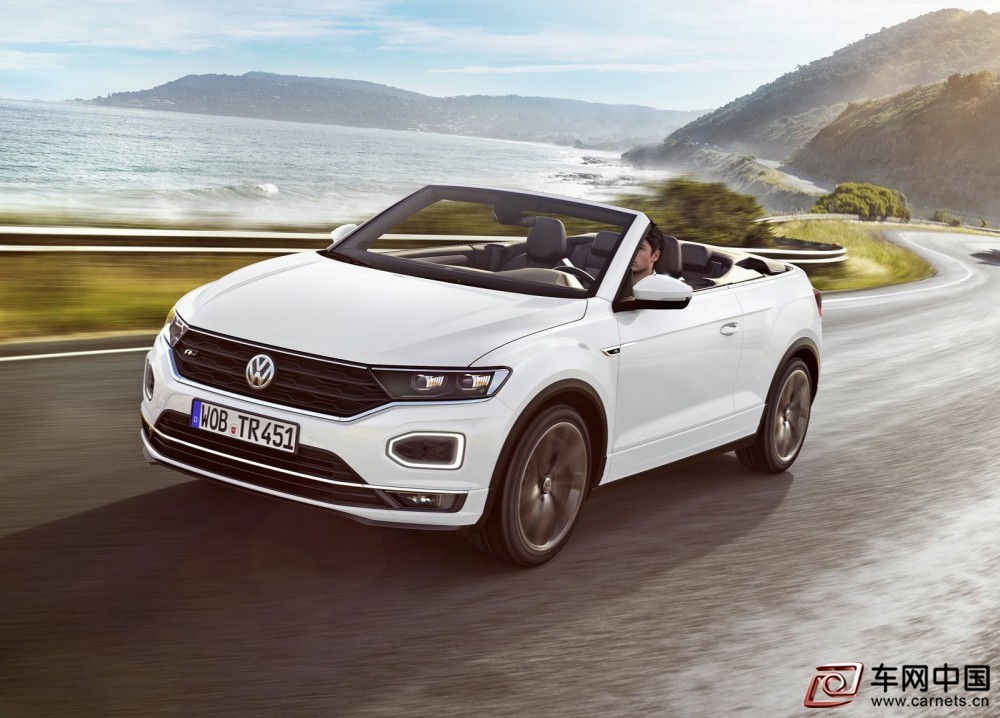 Volkswagen-T-Roc_Cabriolet-2020-1600-03