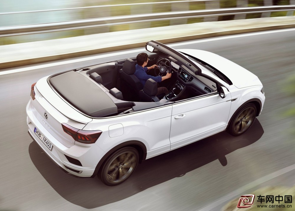 Volkswagen-T-Roc_Cabriolet-2020-1600-05