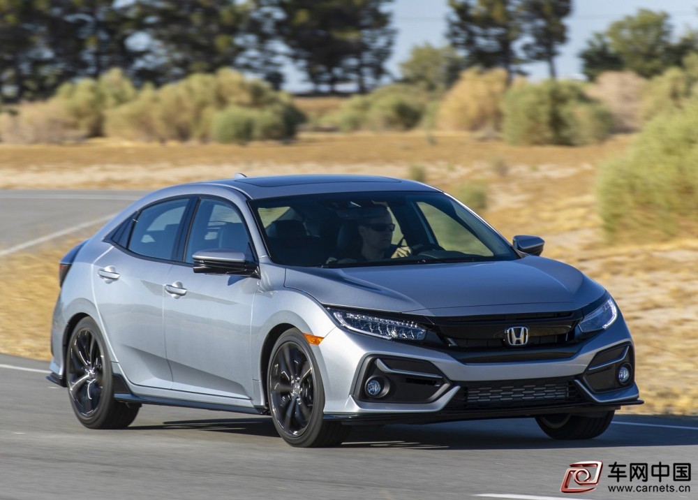 Honda-Civic_Hatchback-2020-1600-03