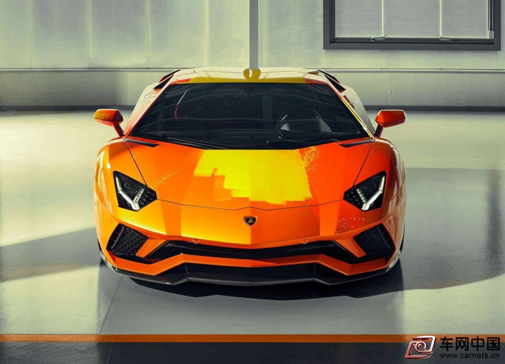 Lamborghini-Aventador_S_by_Skyler_Grey-2019-1600-08