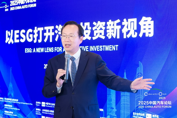 张政伟_调整大小.jpg