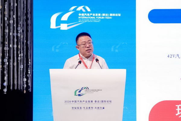 靳立强：原创自动轮模块与多自由度底盘智慧行驶控制